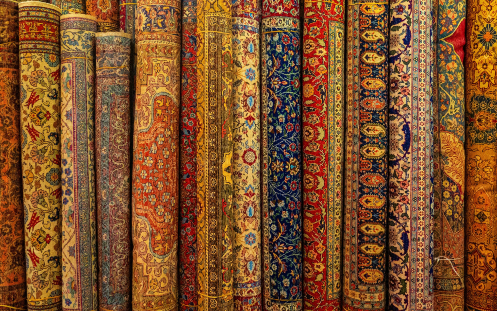 Rugs That Make a Room Look Bigger: How Material Choice Changes Everything